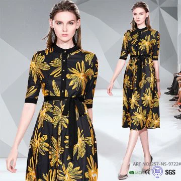 เสื้อเชิ้ตสตรี